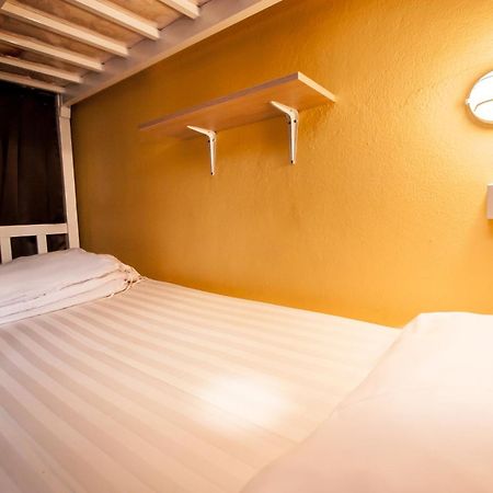 Thai Thai Hostel Чиангмай Экстерьер фото