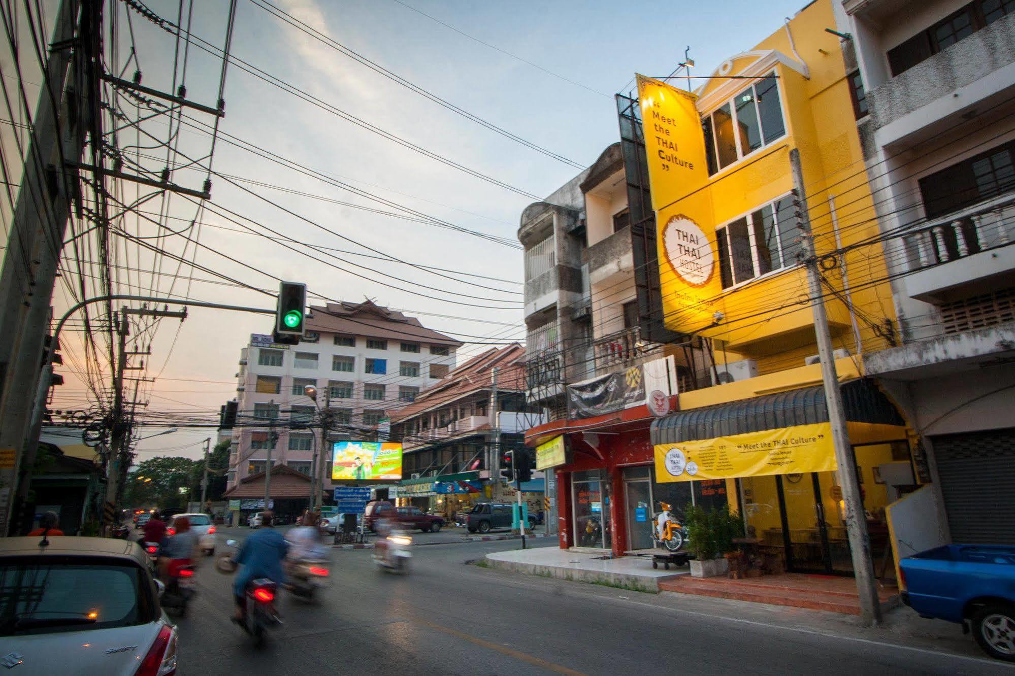 Thai Thai Hostel Чиангмай Экстерьер фото