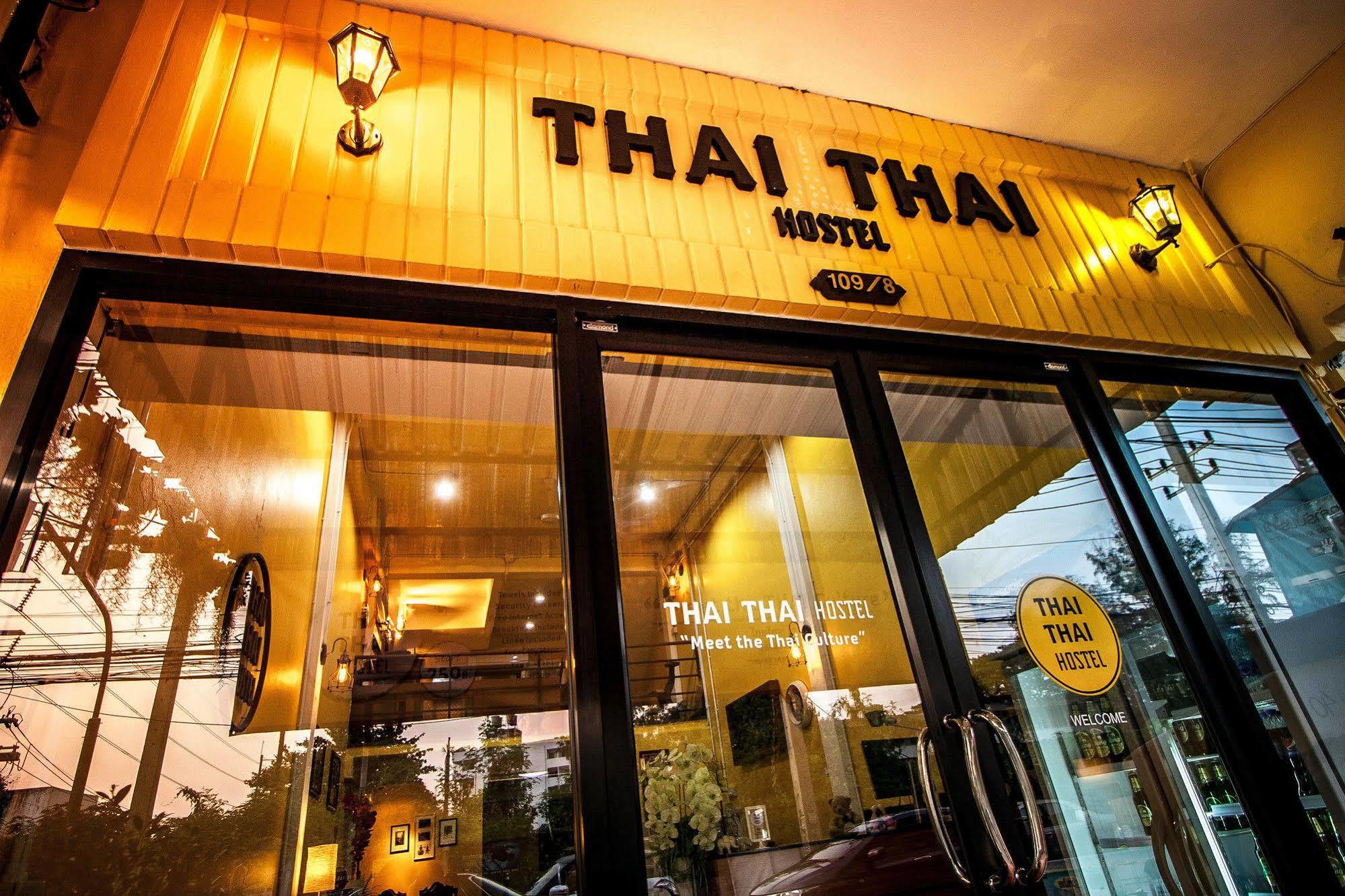 Thai Thai Hostel Чиангмай Экстерьер фото