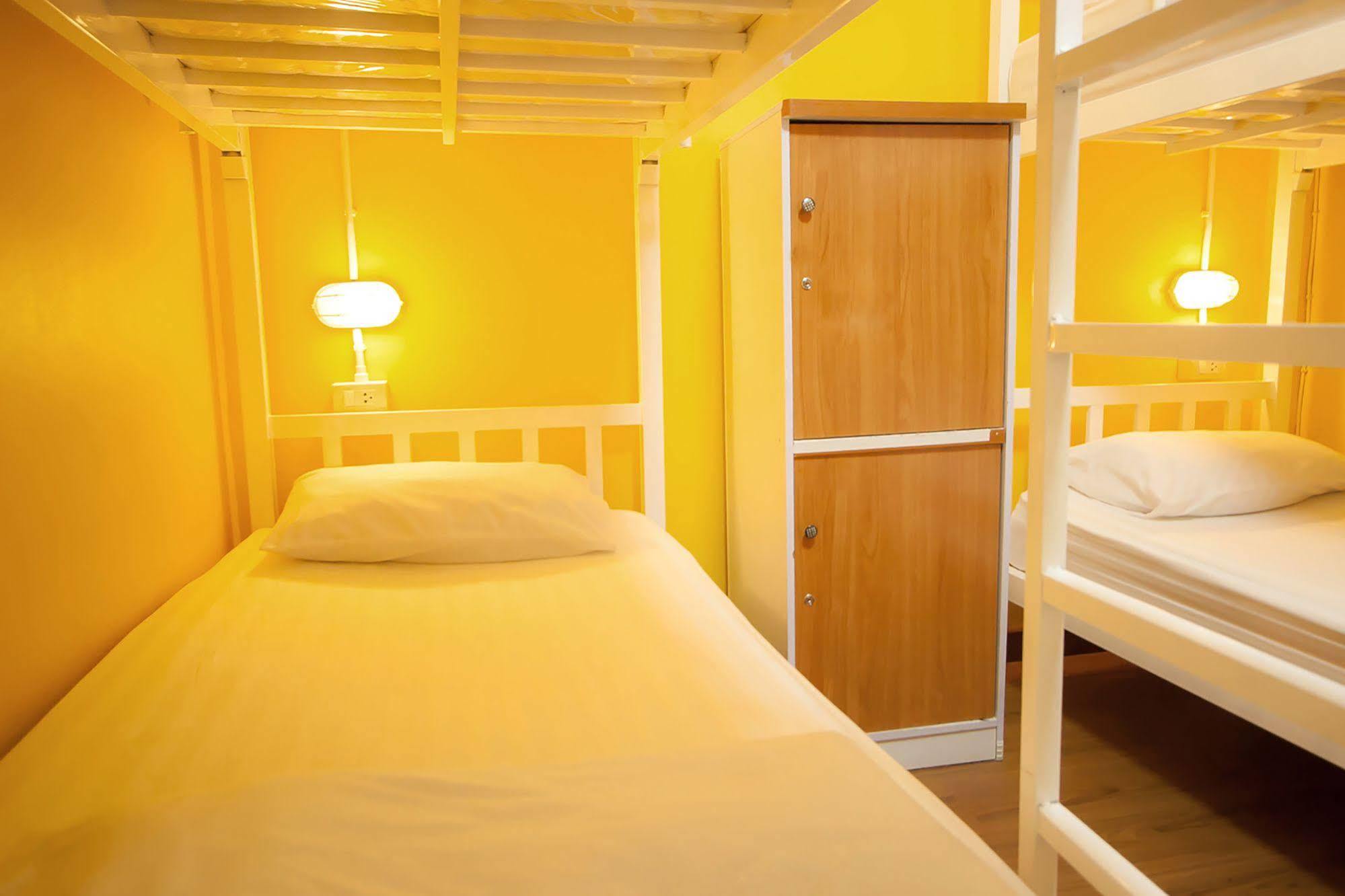 Thai Thai Hostel Чиангмай Экстерьер фото